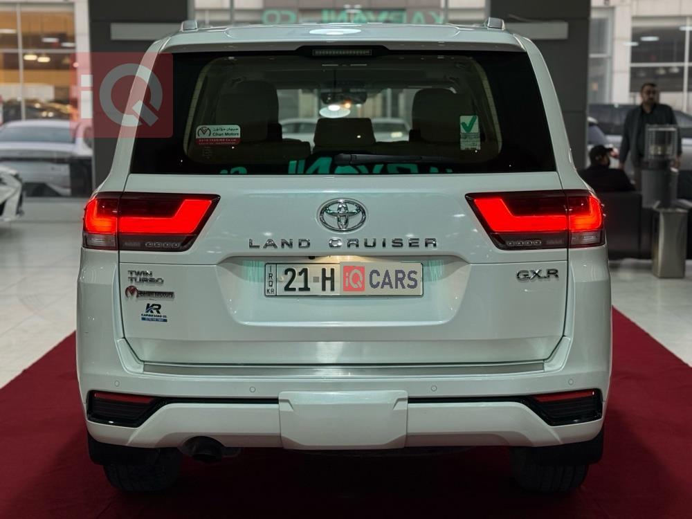 تويوتا لاندكروزر